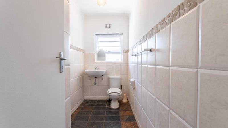 4 Bedroom Property for Sale in Duynefontein Western Cape